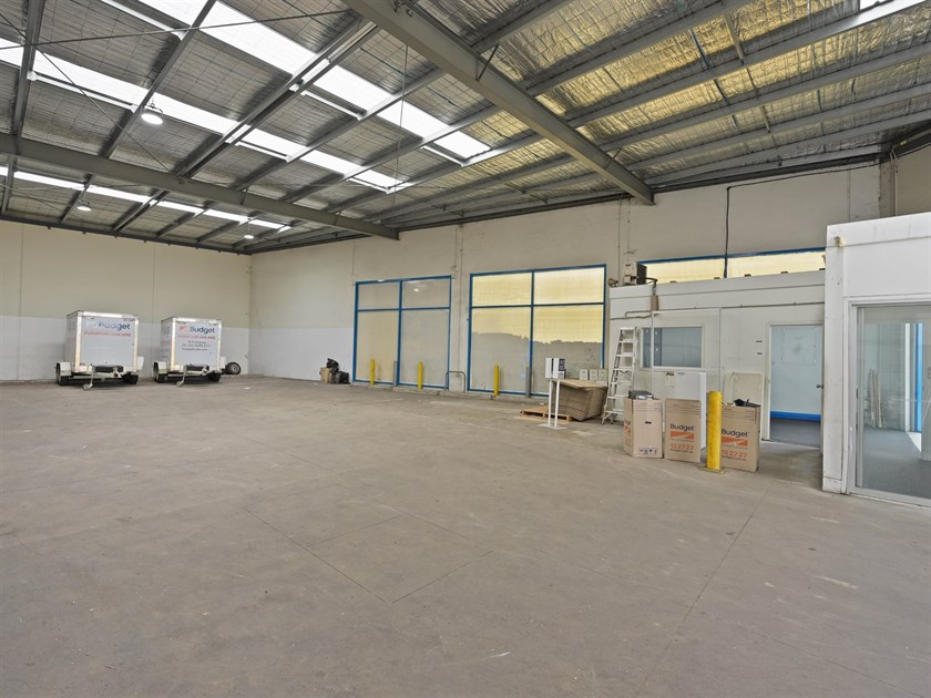 2 Moore Road, Airport West VIC 3042