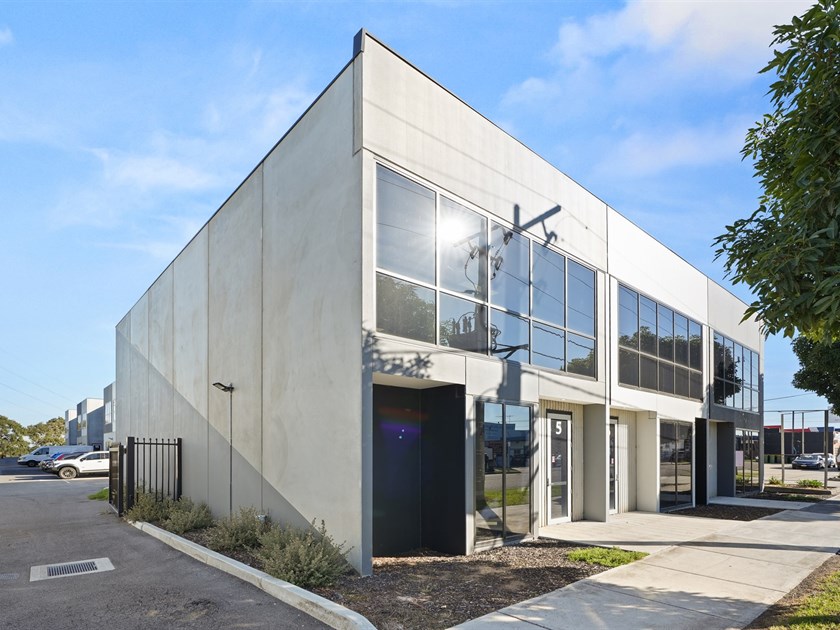 Unit 5 - 6 /261 Edwardes Street, Reservoir VIC 3073