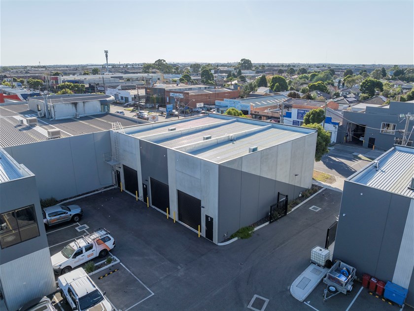Unit 5 - 6 /261 Edwardes Street, Reservoir VIC 3073