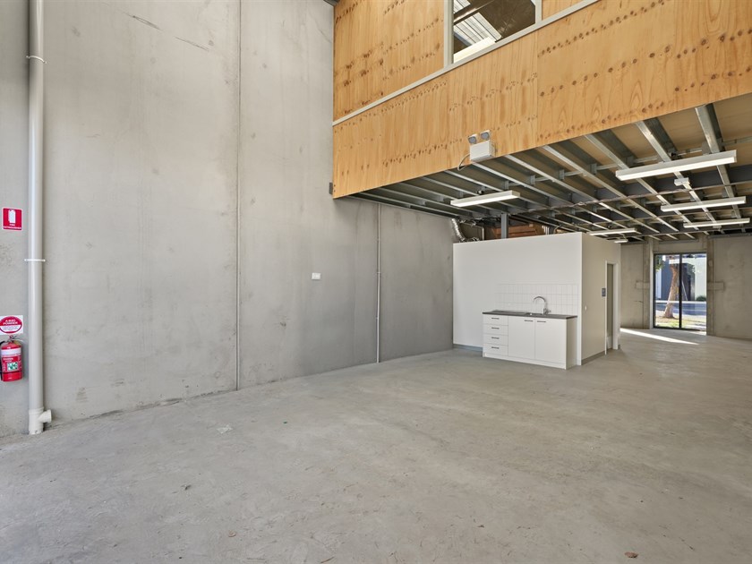 Unit 5 - 6 /261 Edwardes Street, Reservoir VIC 3073