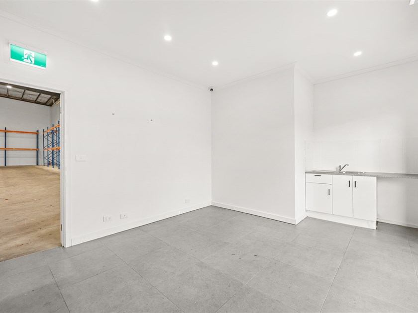 66  Plateau Road, Reservoir VIC 3073