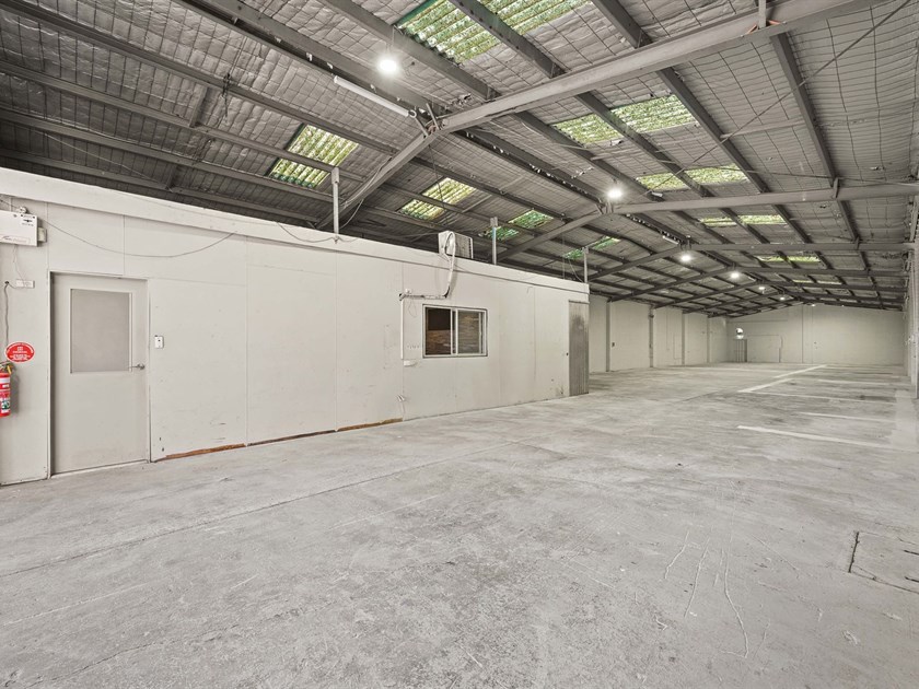 UNIT 1/6 Charnfield Court, Thomastown VIC 3074