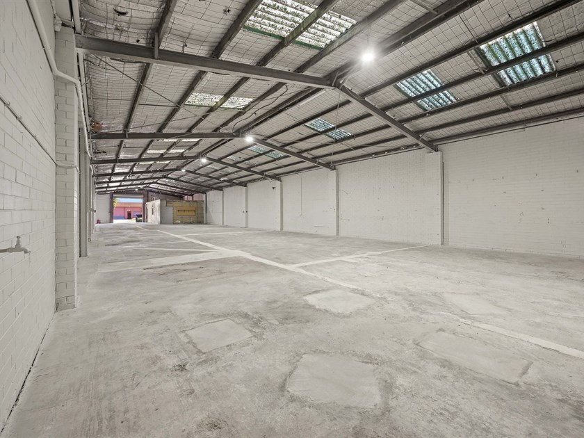 UNIT 1/6 Charnfield Court, Thomastown VIC 3074
