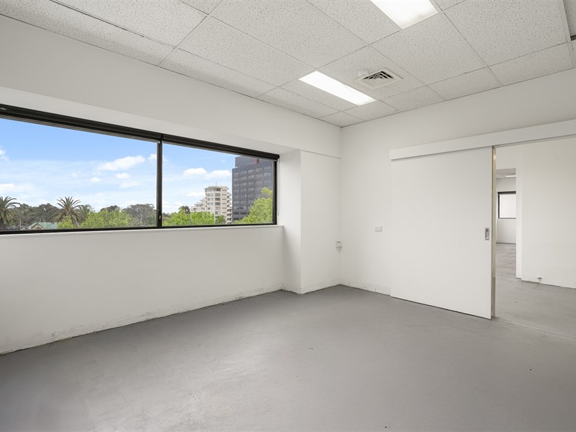 Suites 7, 8, 9 & 10/517 St Kilda Road, Melbourne VIC 3000
