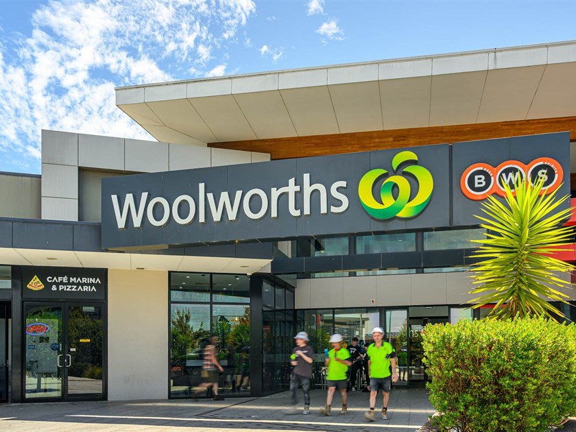 2 Harmony Chase, Clyde North VIC 3978