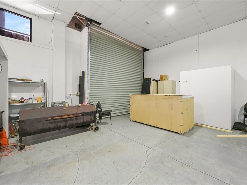 2/77-79 Wright Street, Sunshine VIC 3020