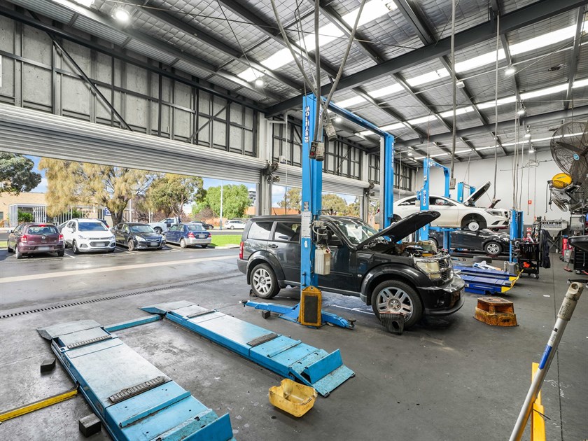 497A Ballarat Road, Sunshine VIC 3020