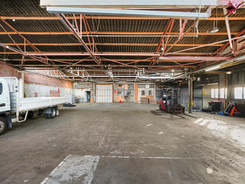 144 Bell Street, Preston VIC 3072