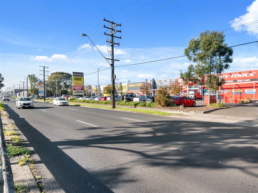 144 Bell Street, Preston VIC 3072