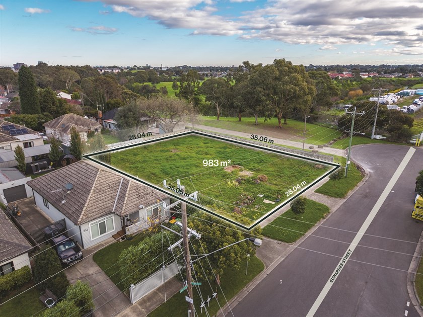 353-355  Edwardes Street, Reservoir VIC 3073