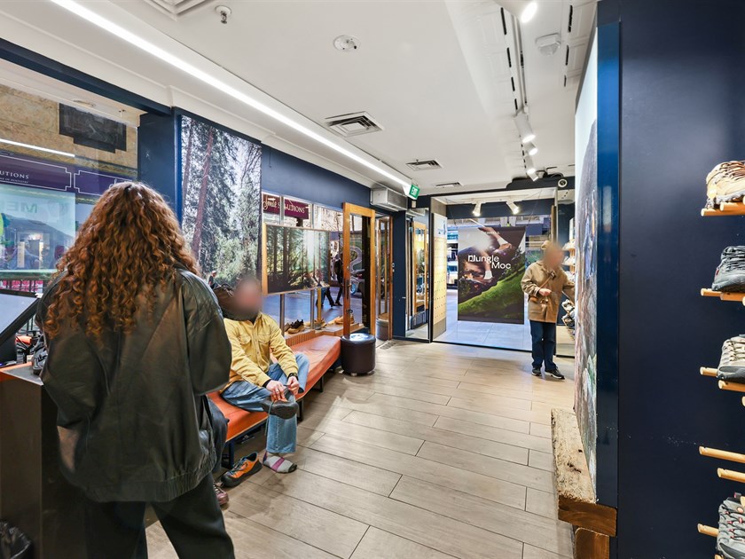 Shop 1/220-226 Collins Street, Melbourne VIC 3000