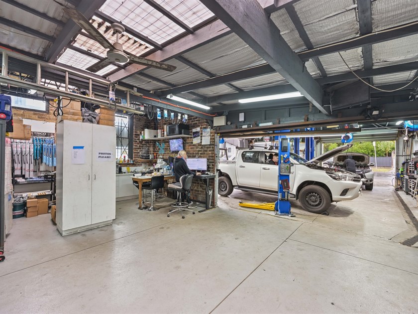 2A Thames Street, Heidelberg Heights VIC 3081