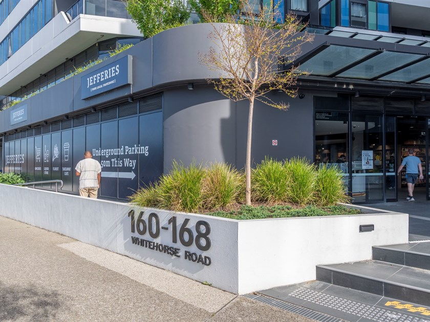 Unit 4/195 Whitehorse Road, Blackburn VIC 3130