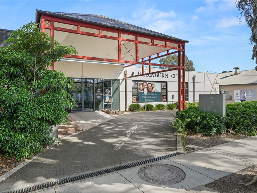 Unit 4/195 Whitehorse Road, Blackburn VIC 3130