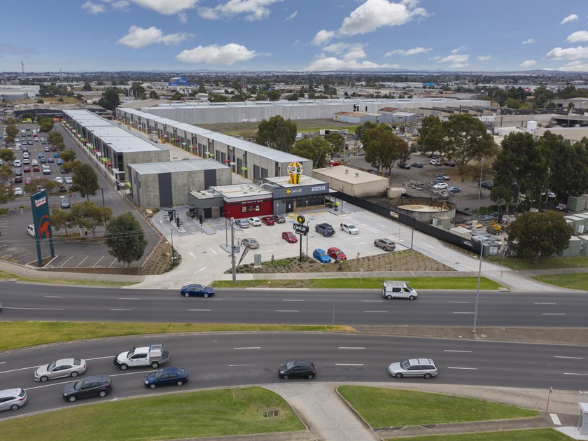 15 Dalton Road, Thomastown VIC 3074