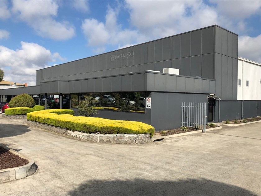 31-33 Chifley Drive, Preston VIC 3072