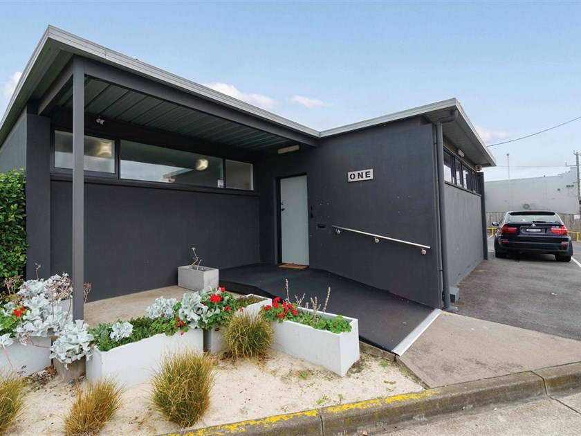 1 Pakington Street, Geelong West VIC 3218