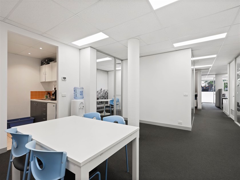 Suite 2/29 Railway Road, Blackburn VIC 3130