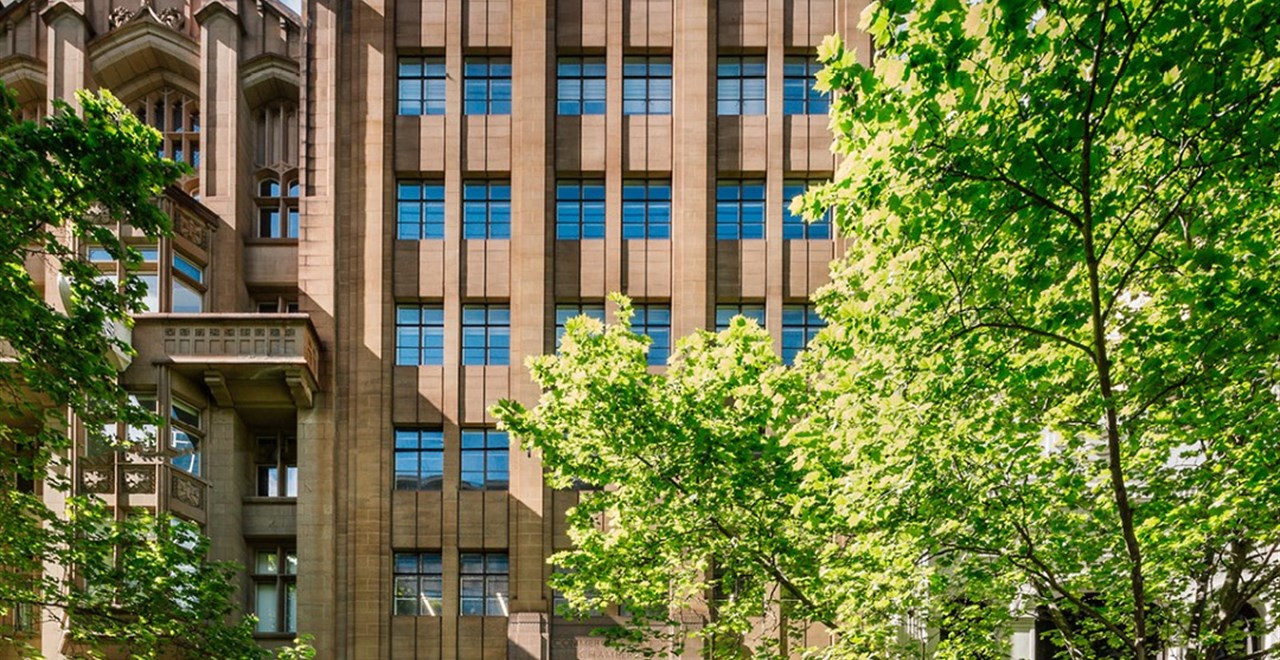 COLLINS STREET CLASSIC HITS MARKET IN RARE OFFERING - AFR